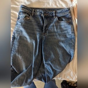 American Eagle Outfitters Highest Rise Mom Jeans